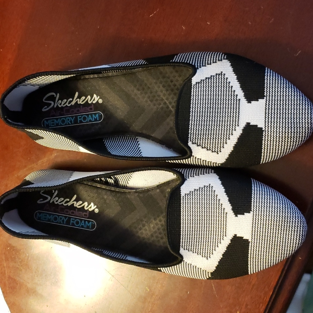 Skechers Memory Foam Flats